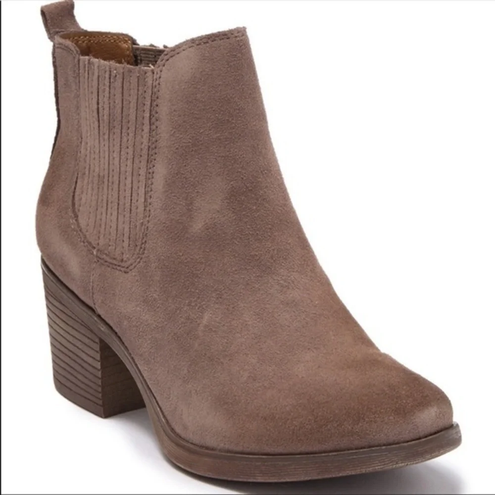 EUROSOFT Jennica Block Heel Chelsea suede Boot 11M